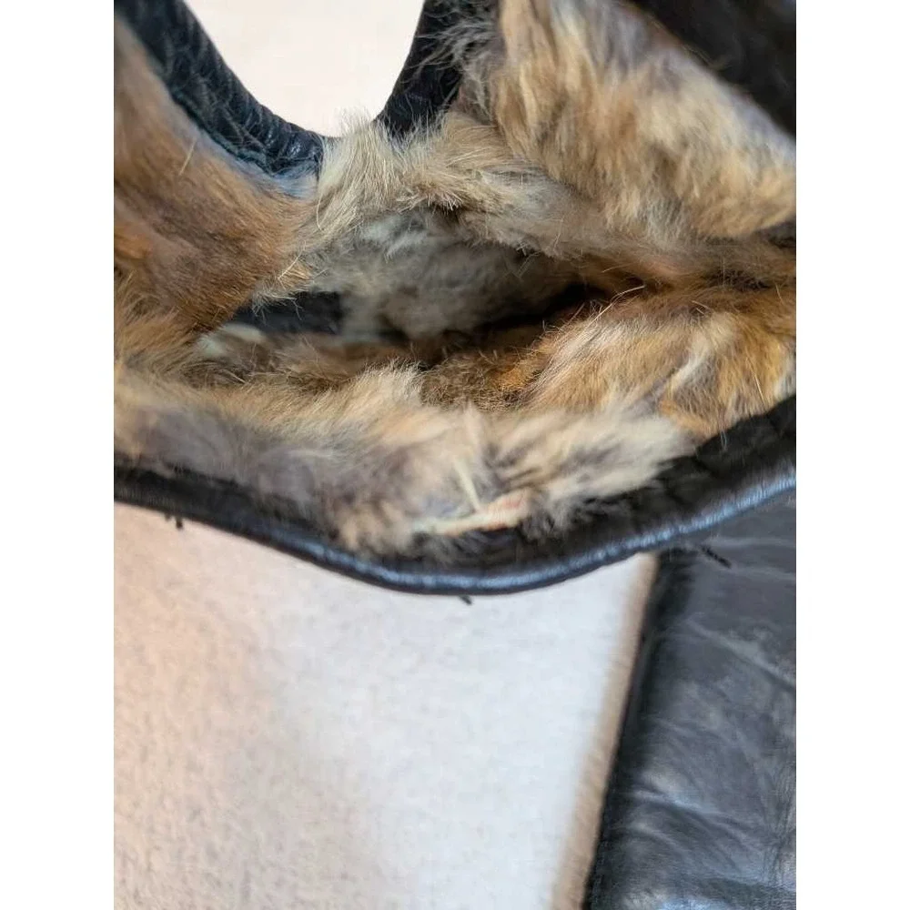Vintage Leather Fur Lined Gloves Black - Size Medium - Winter Warmth Luxury